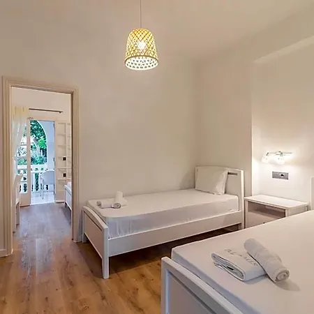 Hotel Alamis & 4*