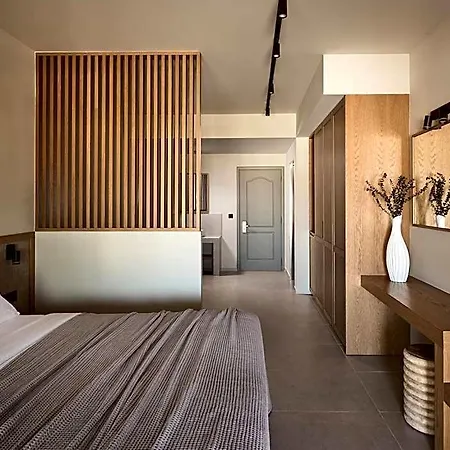Hotel Alamis &
